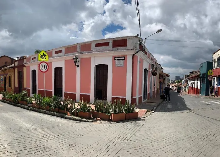 Hermosa Casa En La Calendaria - Centro Historico De La Ciudad